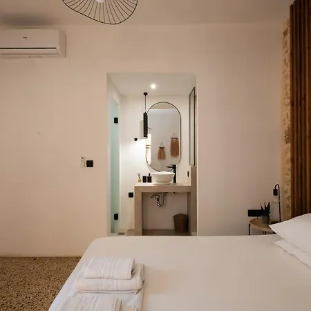 Mv Living - * La Canea